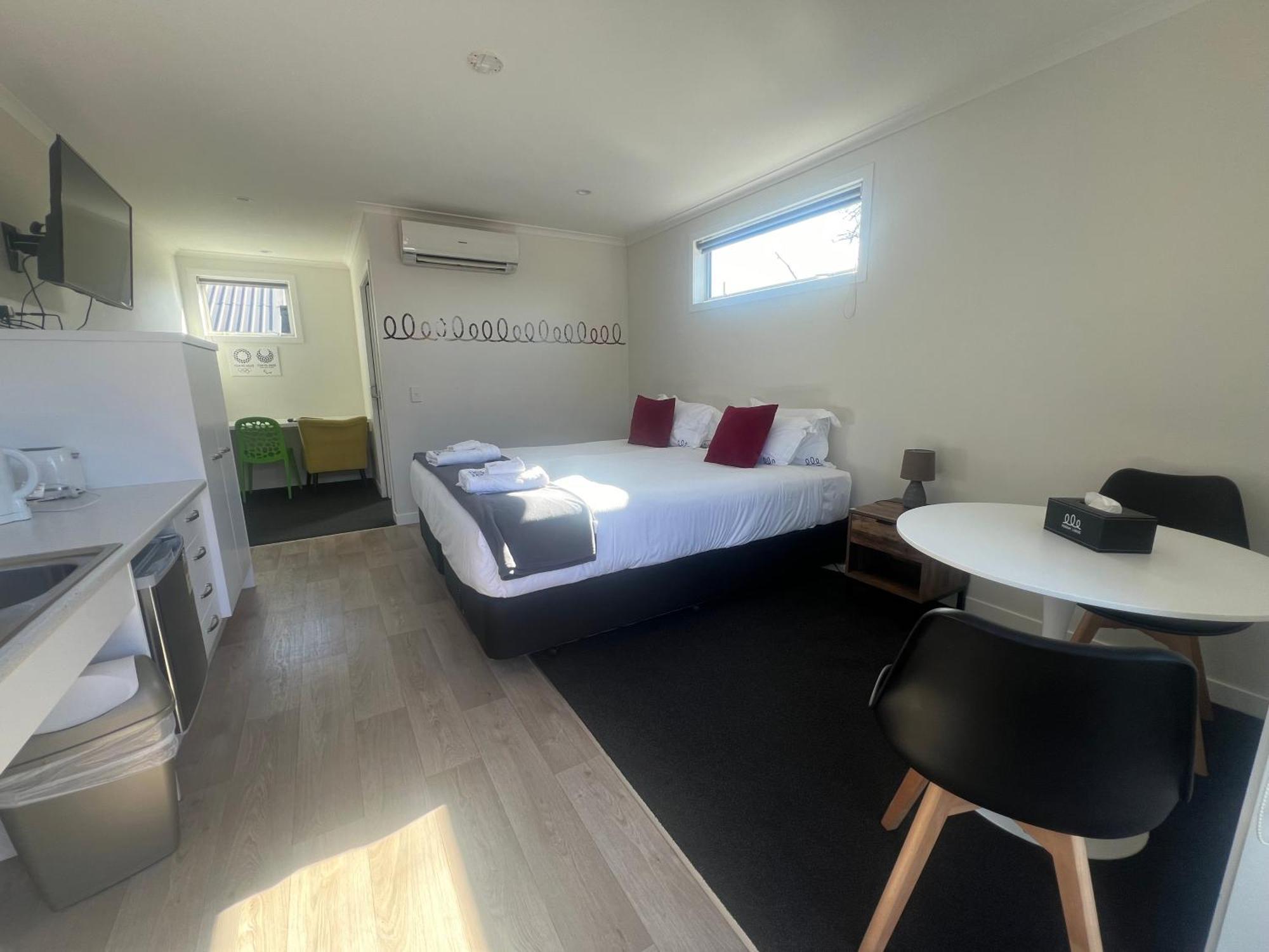 Podium Lodge Кембридж Экстерьер фото